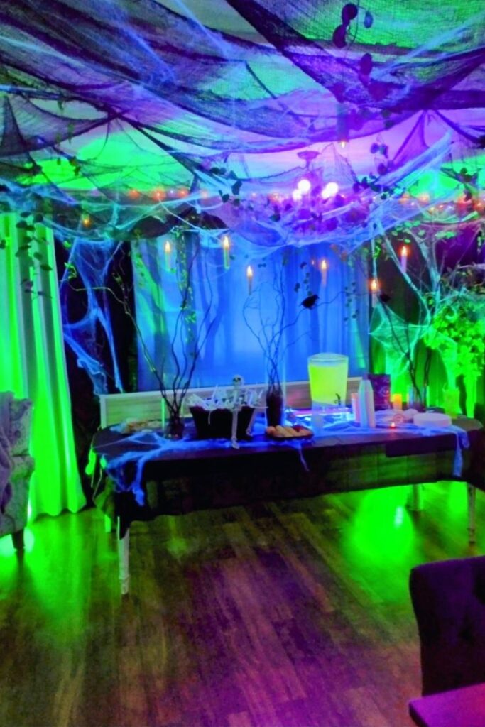 Halloween-Lighting-party-checklist