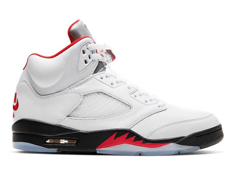 Sneaker-Cleaning-Kit-for-boyfriends-