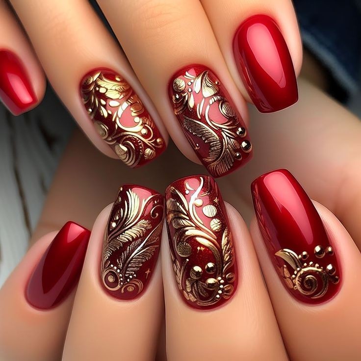 Beautiful-Christmas-Nail-Art-Designs-for-Short-and-Medium-Nails