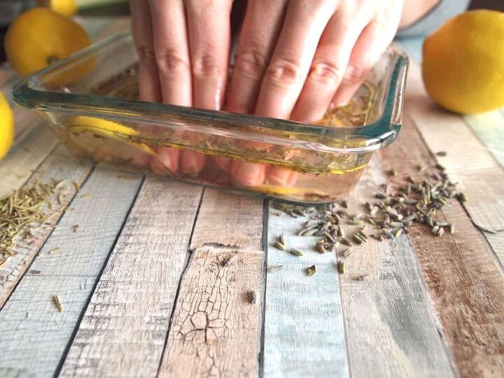 olive-oil-for-nail-glue-removal