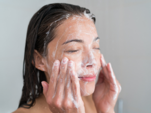 Winter-Skin-Care-Tips-for-Dry-Skin.