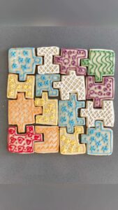 PUZZLE-PIECE-COOKIES