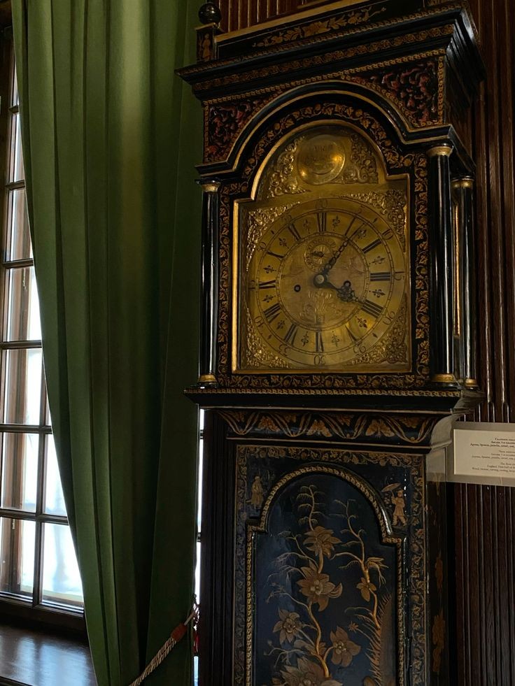 Classic-Grandfather-Clocks
