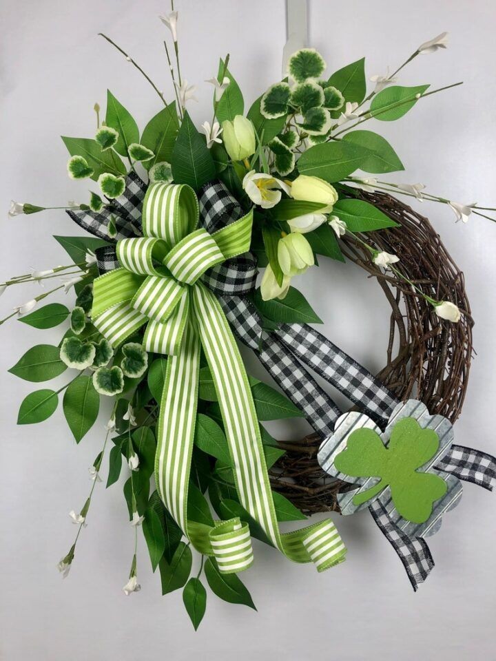 Minimalist-Green-Wreath
