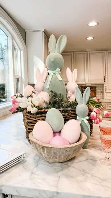 Easter-Basket-Displays