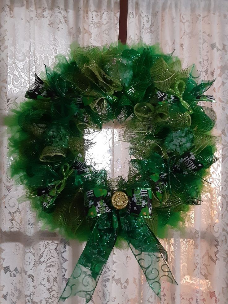 St.-Patrick's-Day-Wreath-DIY-Ideas.