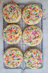Valentine's-Cookies-Decorating-Ideas 