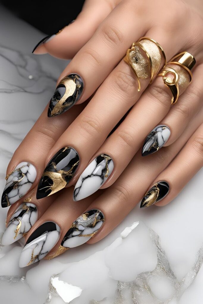 Black -Marble- with- Gold -Veins-Nail