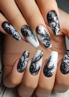 Black- and- White- Floral- Contrast