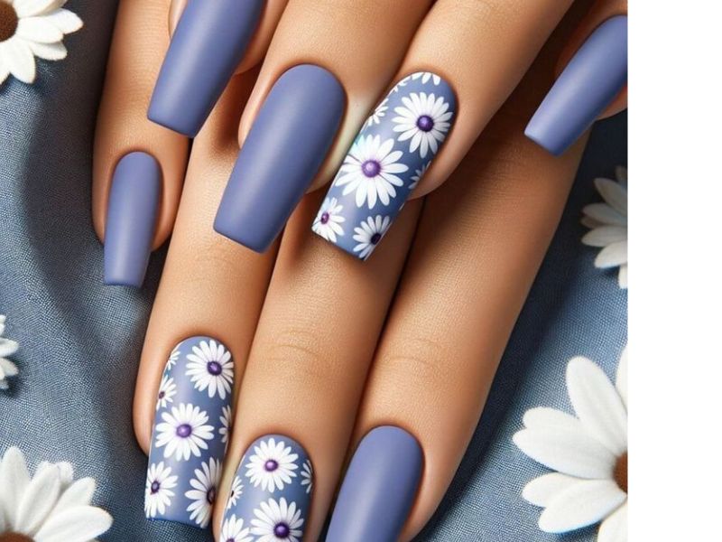 Denim- Daisy- Nails