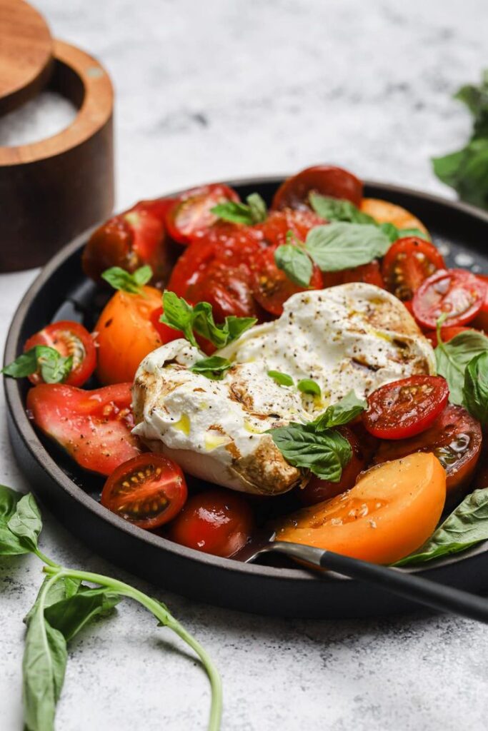 Heirloom- Tomato- & -Burrata- Salad