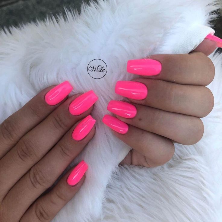 Neon -Spring- Accent -Nail-Ideas