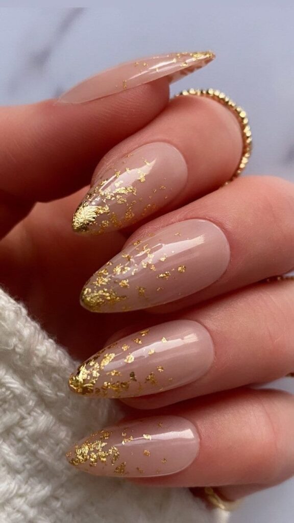 Nude- Ombre- with -Gold -Foil-nail-idea