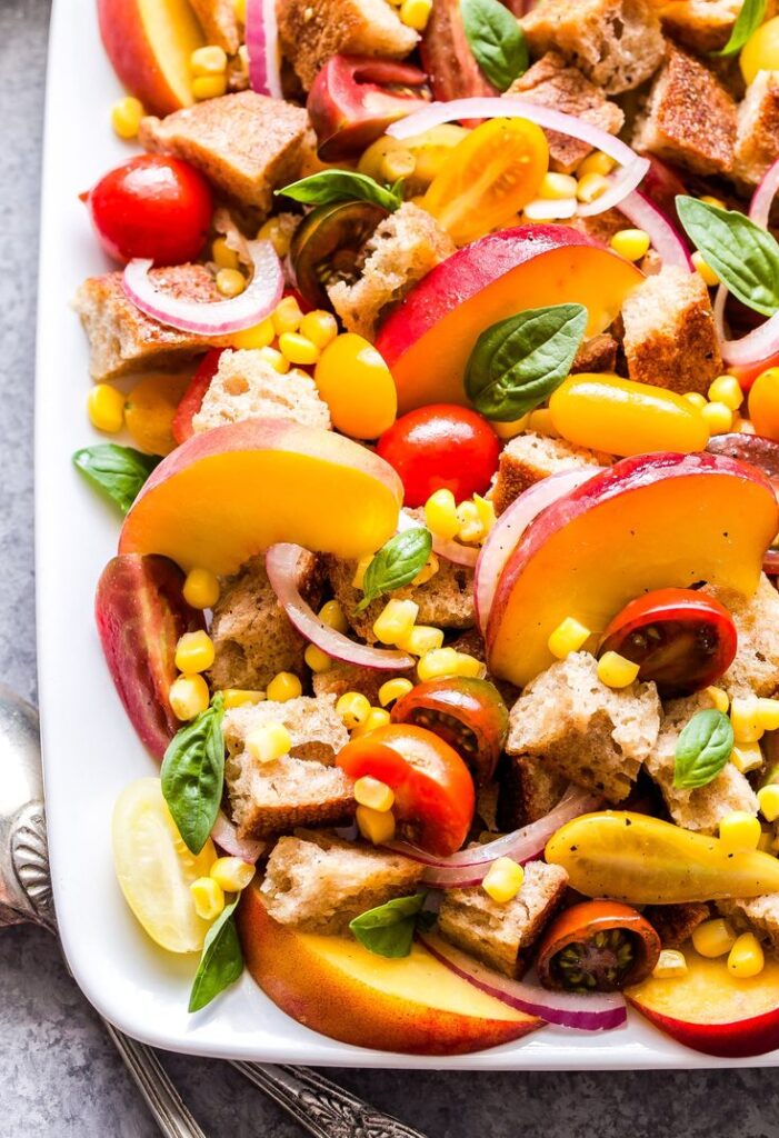 Sweet -Corn- & -Tomato- Panzanella-garden-salad