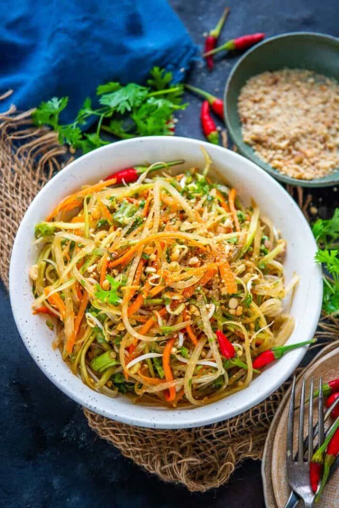Thai-Inspired- Papaya -fresh-garden-Salad