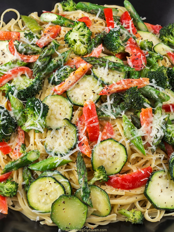 Zucchini-Noodle-Primavera-Spring-Dinner-for-Foodies