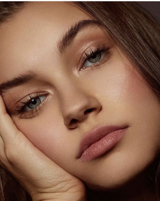 No-makeup-eyeshadow-look