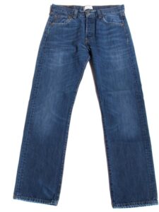 wardrobe-essentials-every-girl 