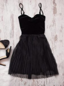 little-Black-dres- (LBD)