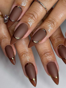 Trendy-baddie-february-nails-ideas