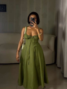 Spring-Outfits-Every-Feminine-Wardrobe-Needs