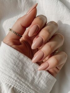Nude-nails