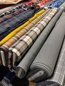 Best-summer-travel-women-outfit