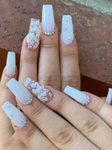 Spring-Nail-Ideas-That-Feel-Fresh-and-Feminine