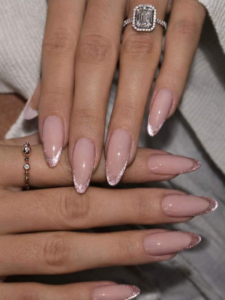 Chic-Graduation-nail-Ideas-to-Celebrate-Your-Big-Day