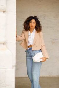 How-to-Wear-a-Blazer-and-Still-Look-Effortlessly-Cool