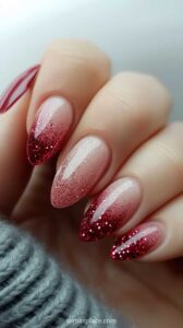 Short-Nails-with-Glitter-Accent