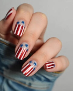Classic-Stars-and-Stripes-nails