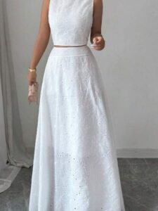 Elegant-Easter-Sunday-outfit-idea-for-women