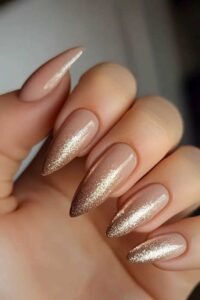 Nude-and-Gold-Nails.