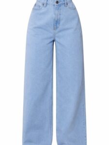 Spring-capsule-wardrobe-essentials-for-women