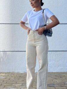 Spring-capsule-wardrobe-essentials-for-women