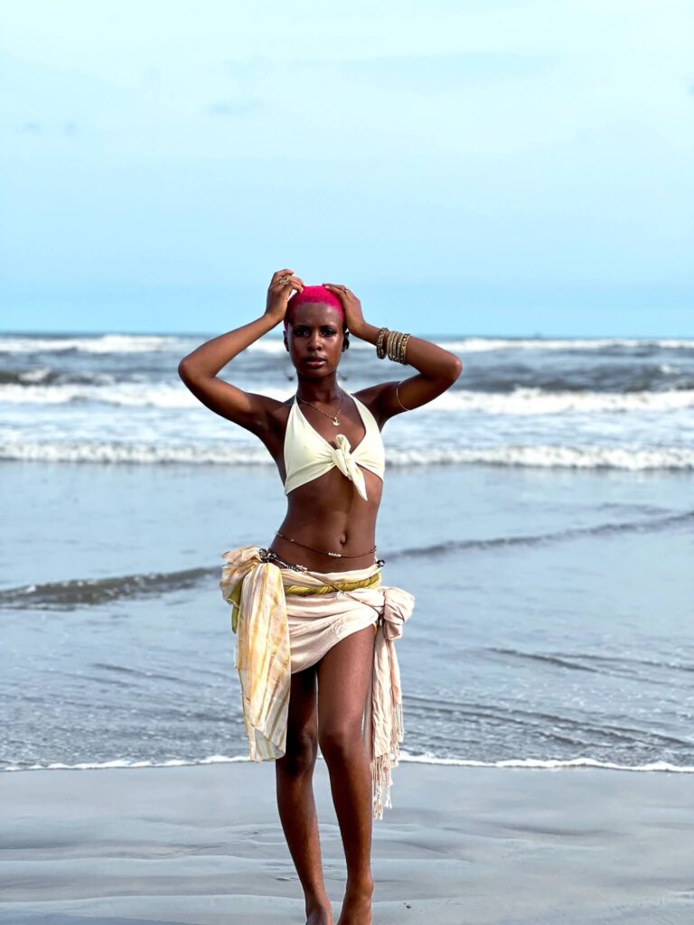 How-to-Build-the-Perfect-Beach-Outfit-Without -Overthinking-It