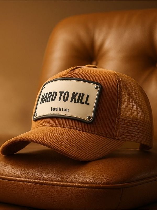 15-thoughtful-golf-DIY-gift-ideas-that-will-impress-any-golfer-featuring-DIY-golf-cap. 
