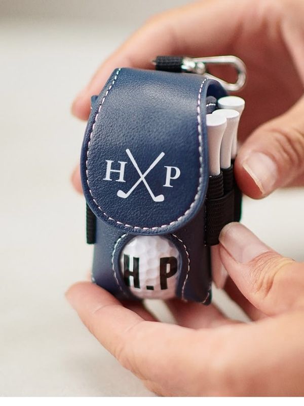 15-thoughtful-golf-DIY-gift-ideas-that-will-impress-any-golfer-with-DIY-golf-ball-holder. 