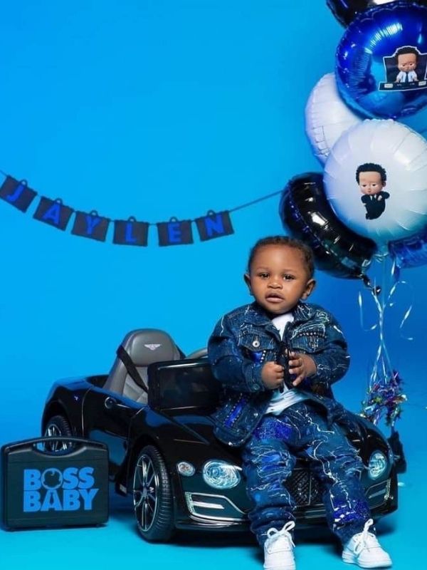 25-Creative-boss-baby-birthday-theme-ideas-with-boss-baby-booth. 