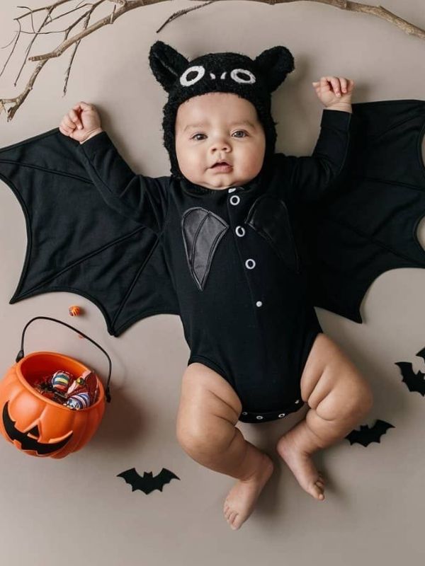 25-spooky-boss-baby-halloween costume -featuring-batman