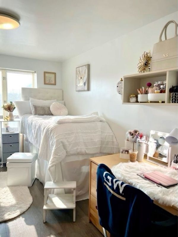 All-White-Dorm-Room