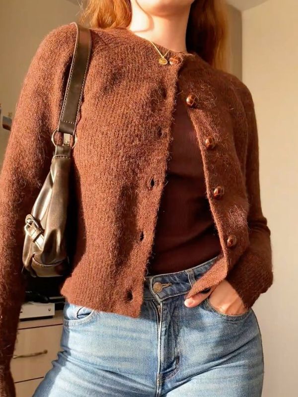 Beautiful-Dark-Academia-Outfit-Ideas-You-Will-Love