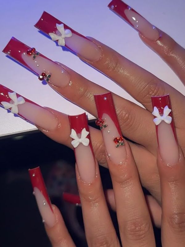 Beautiful-Girly-Acrylic-Nails-Every-Girl-Should-Try-On