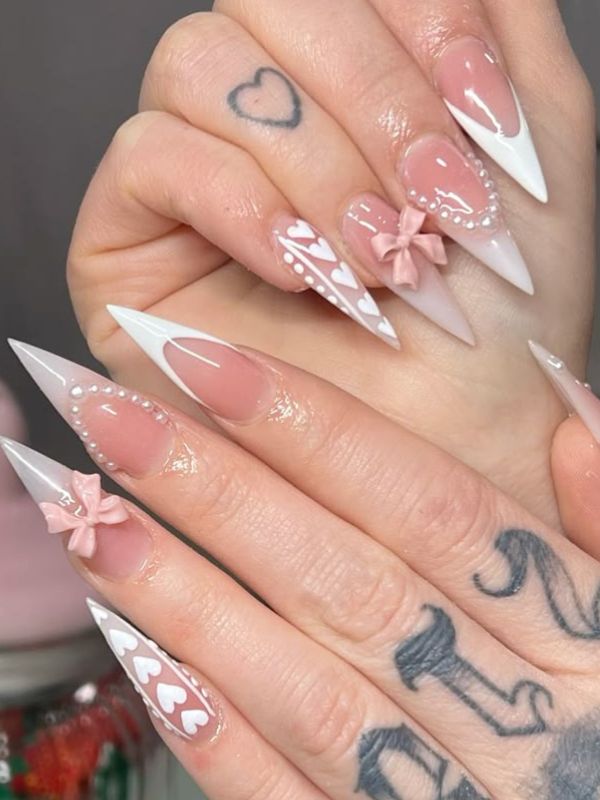Beautiful-Girly-Acrylic-Nails-Every-Girl-Should-Try-On