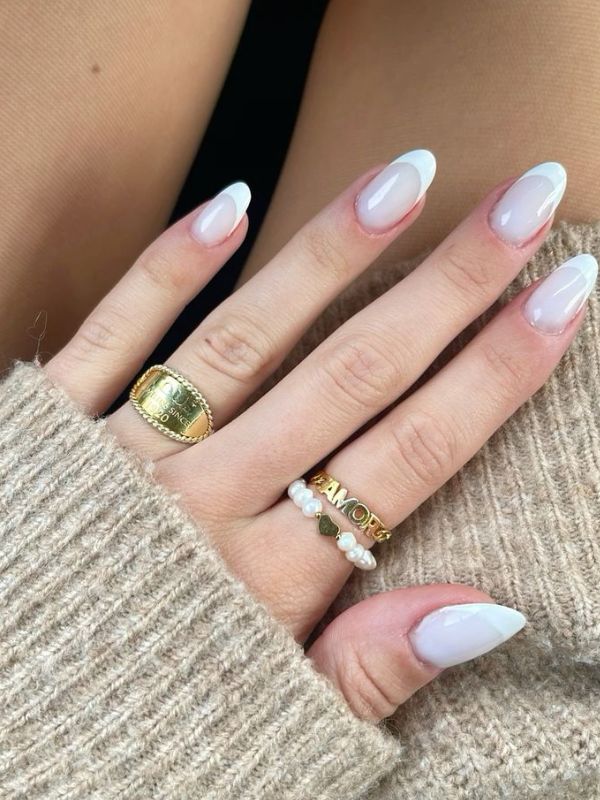 Beautiful-Milky-French-Manicure-Ideas-for-Girlies