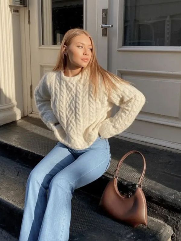 Beautiful-Sweater-and-Jeans-Outfit-Ideas-for-Girlies