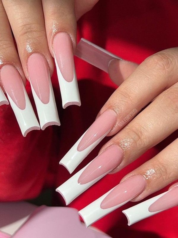 Classic-Long-White-French-Tip-Nails