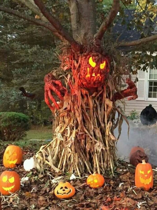Creepy-Pumpkin-Display