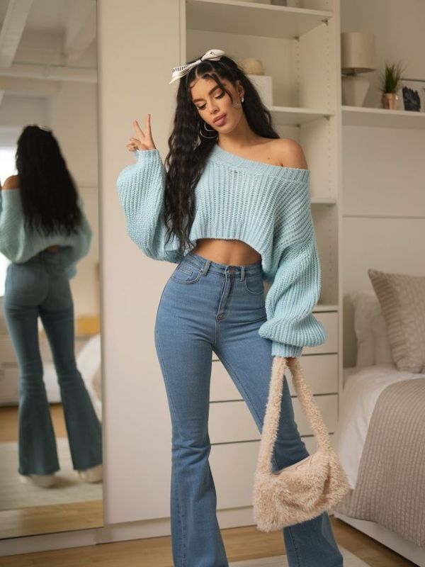 Cropped-Cardigan-with-High-Waisted-Jeans